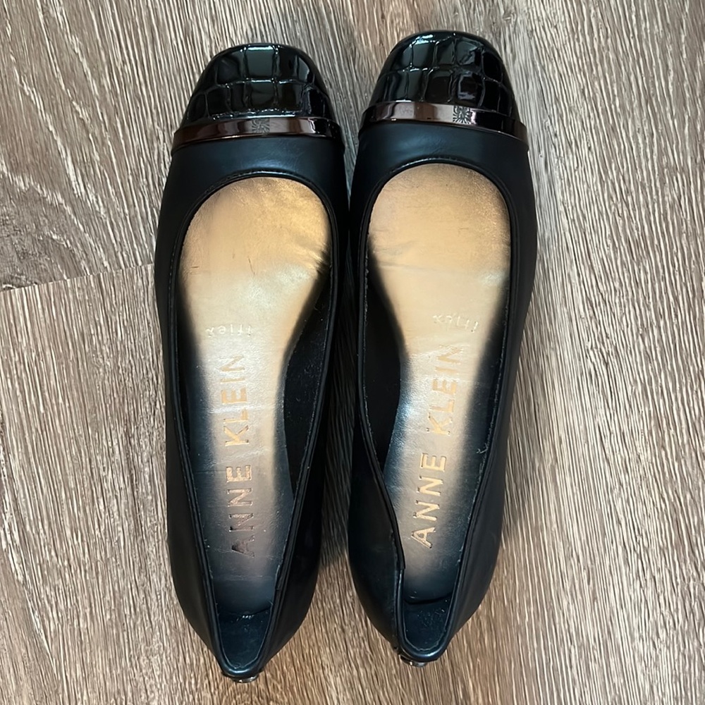 Anne Klein flats